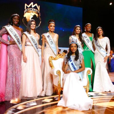 Winner of Miss World 2019, Toni-Ann Singh of Jamaica, front centre, poses for photographers in front of the other finalists, at the 69th annual Miss World competition at the Excel centre in London Saturday, Dec 14, 2019, as 120 national representatives from around the world compete for the famous blue crown. Reigning Miss World, Vanessa Ponce de Leon from Mexico crowned her successor. (Photo by Joel C Ryan/Invision/AP)
